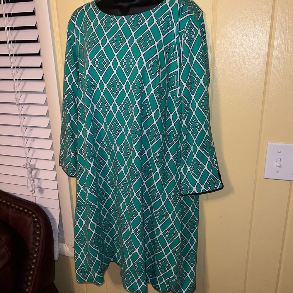 NWT Crown & Ivy Green & White Boho Preppy Wide Sleeve Midi Sheath Dress Size 1X - Picture 2 of 15